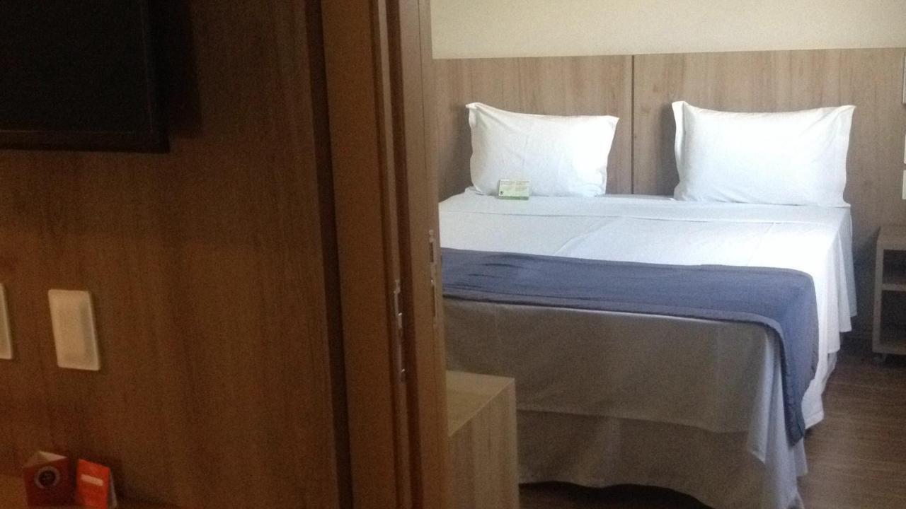 Ives Hotel コスタリカ エクステリア 写真
